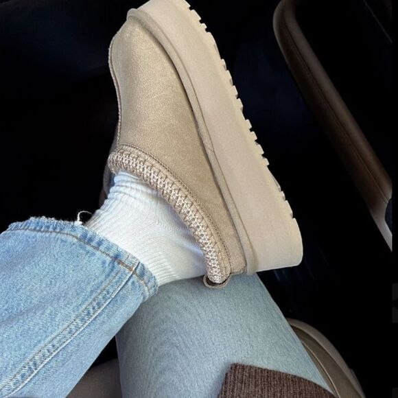 UGG tazz slides - Picture 4 of 5